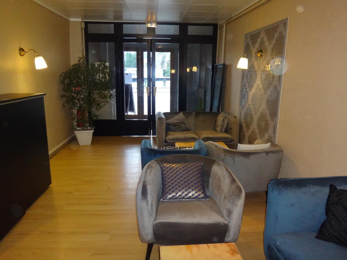 Hotel Du Centre - Restaurant Le P'Tit Gourmet Тонер Екстериор снимка