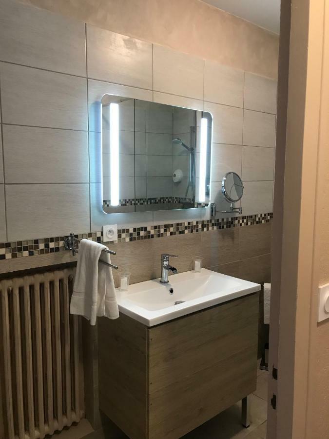 Hotel Du Centre - Restaurant Le P'Tit Gourmet Тонер Екстериор снимка